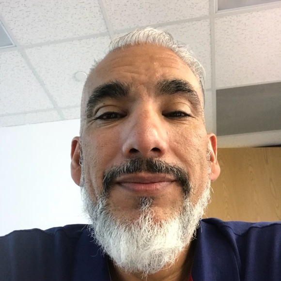 Meet your Posher, Chris - Picture 1 of 1